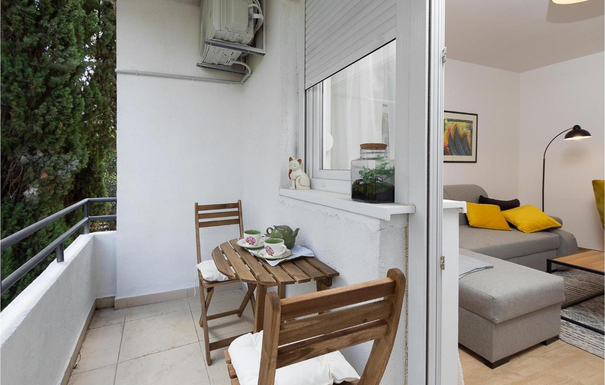 Apartment Stunning In With Wifi *